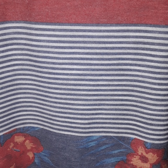 * Distortion Tank Top in Floral print and Stripes - Picture 4 of 8